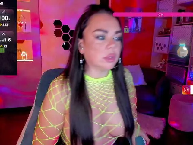 Live sex webcam photo for OliviaGoold #291989447