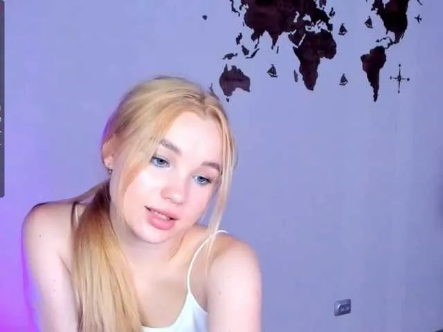 Live sex webcam photo for OliviaSheort #274491391