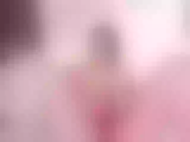 Live sex webcam photo for OliviiaMiller #275714868