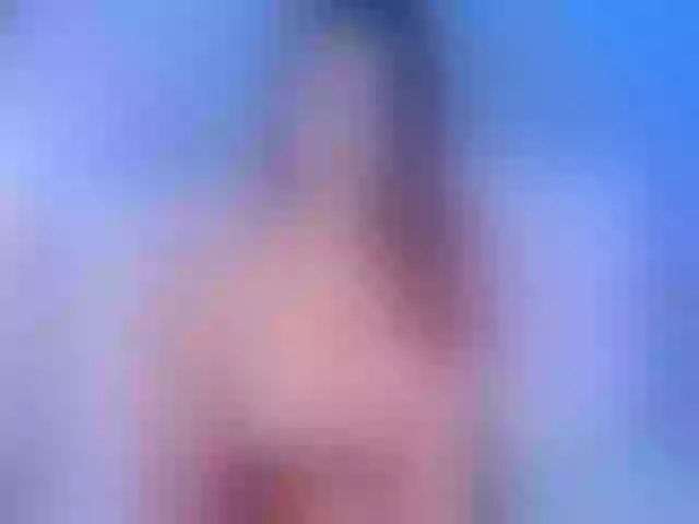 Live sex webcam photo for OliviiaMiller #276087509