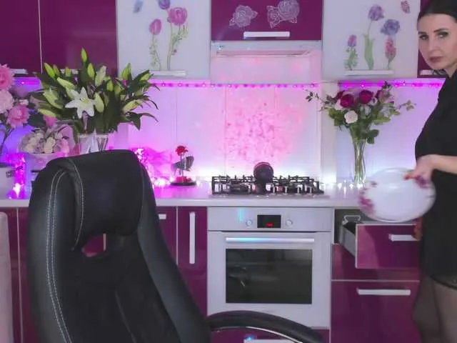 Live sex webcam photo for Olivija2020 #292193206