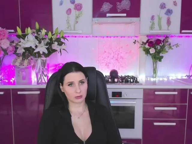 Live sex webcam photo for Olivija2020 #292210930