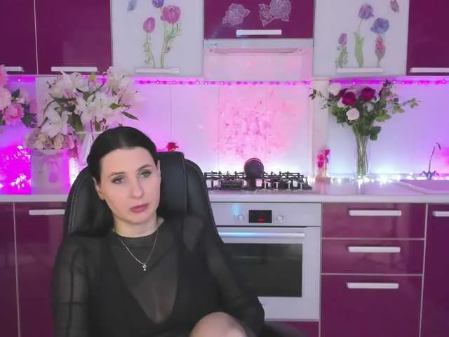 Live sex webcam photo for Olivija2020 #292239408