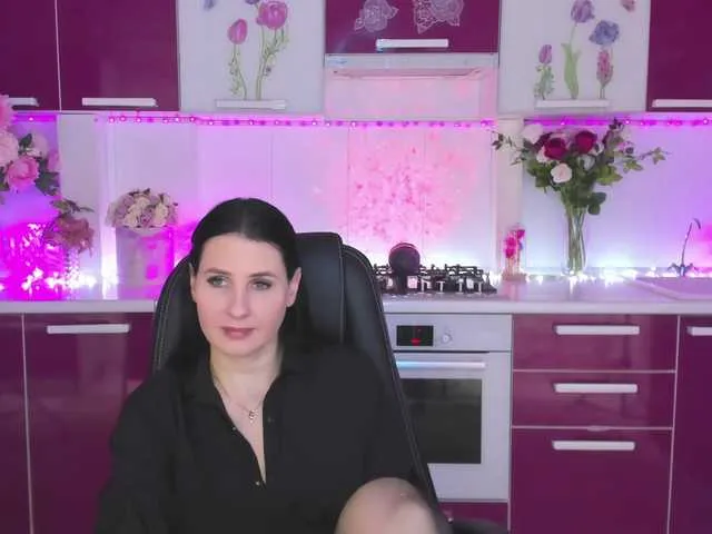 Live sex webcam photo for Olivija2020 #292245107