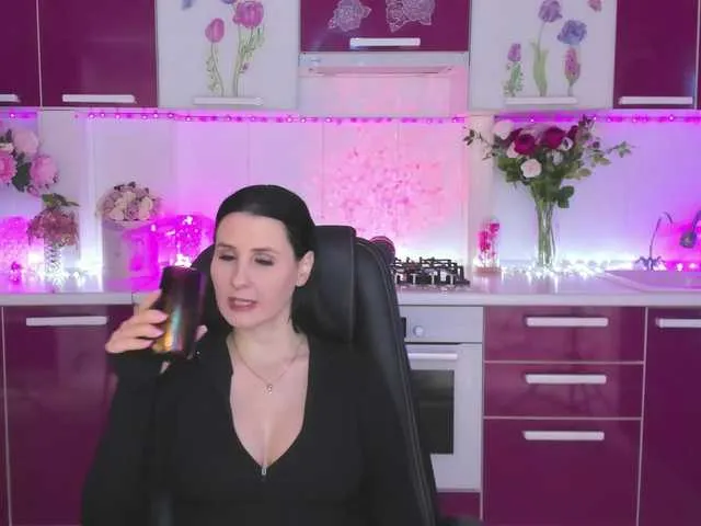 Live sex webcam photo for Olivija2020 #292287311