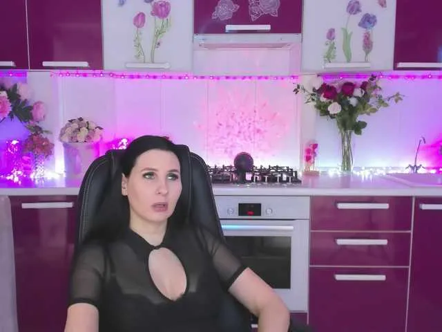 Live sex webcam photo for Olivija2020 #292298731