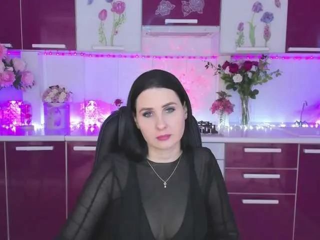 Live sex webcam photo for Olivija2020 #292392088