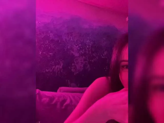 Live sex webcam photo for OlivkaVif #291031321