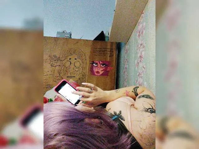 Live sex webcam photo for OlliRat #271919815