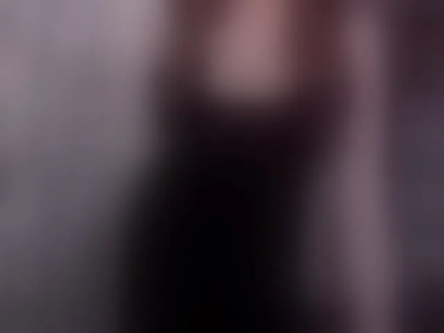Live sex webcam photo for Olniwet #293832469