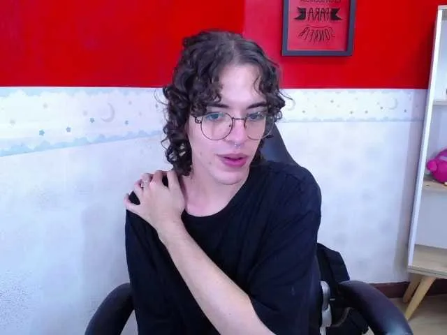 Live sex webcam photo for OmanWills #277209520