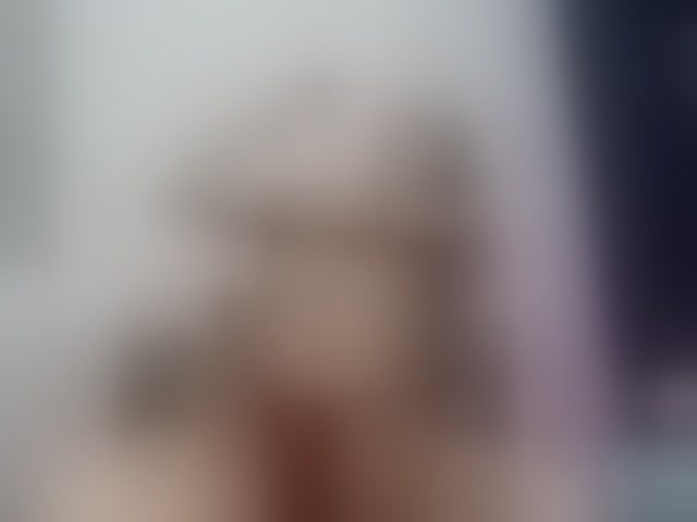 Live sex webcam photo for OneHotDiamond #294094480
