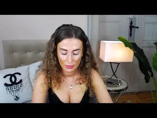 Live sex webcam photo for OneMika #163256084