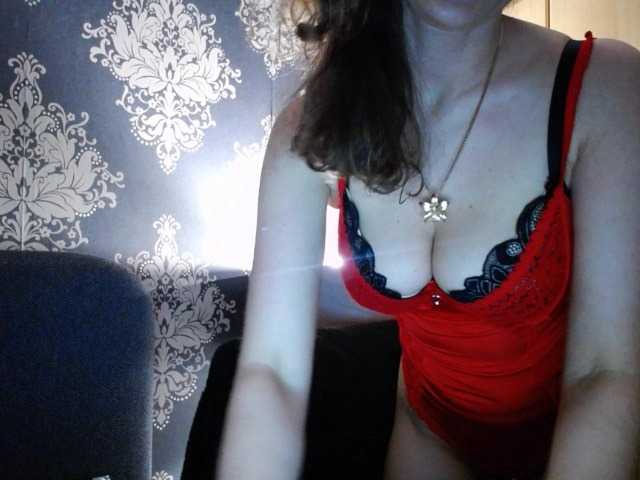 Live sex webcam photo for OneMika #272350605