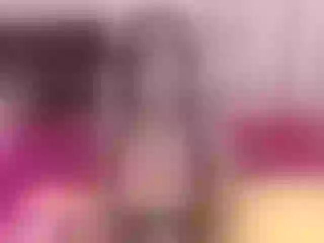Live sex webcam photo for Onesweetlovee #274276253