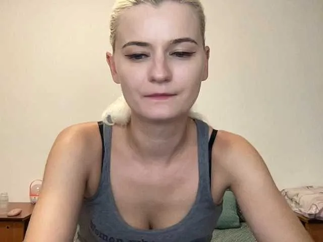 Live sex webcam photo for OnikaLove #291539089