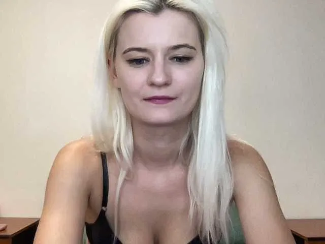 Live sex webcam photo for OnikaLove #291598560