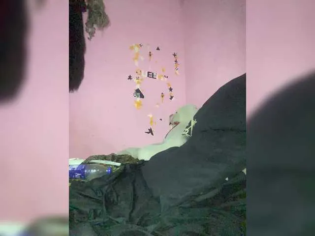 Live sex webcam photo for OnlyBlackGirl1 #291241839