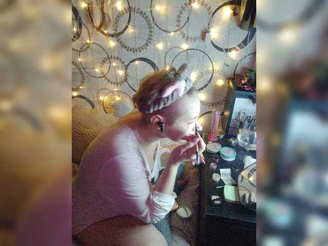 Live sex webcam photo for OnyxFox #276938385