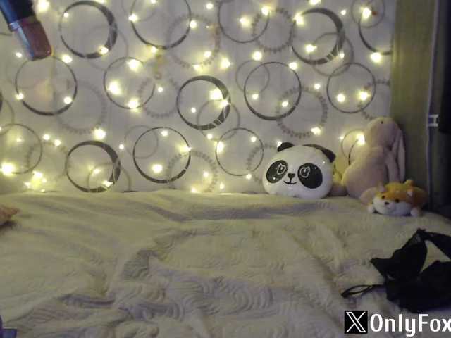 Live sex webcam photo for OnyxFox #277426018