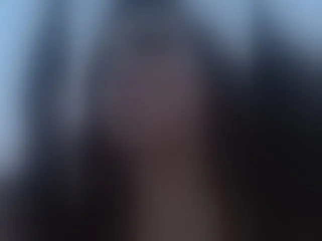 Live sex webcam photo for OpenGirl #293932482