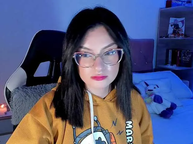 Live sex webcam photo for OphelianaRose #290640459