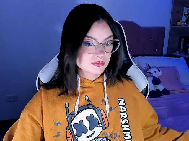 Live sex webcam photo for OphelianaRose #290809560