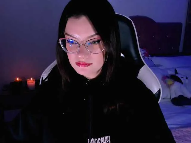 Live sex webcam photo for OphelianaRose #291094028