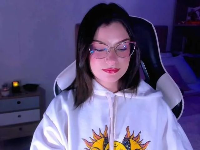 Live sex webcam photo for OphelianaRose #291193312