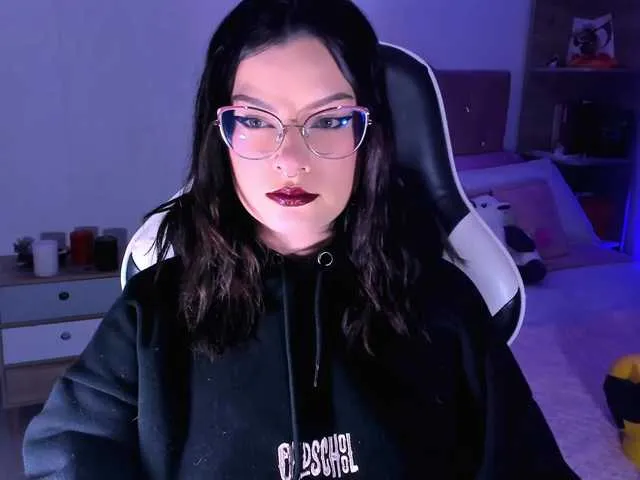 Live sex webcam photo for OphelianaRose #291296077