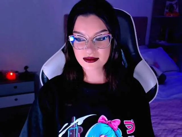 Live sex webcam photo for OphelianaRose #291362396