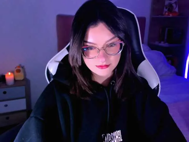 Live sex webcam photo for OphelianaRose #291462597