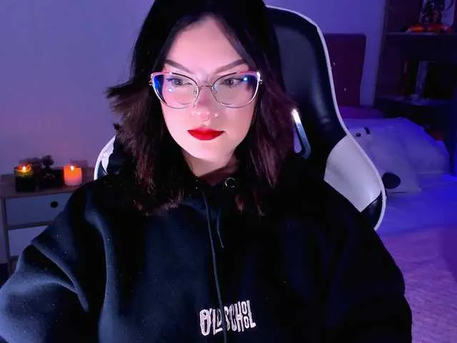 Live sex webcam photo for OphelianaRose #291497737