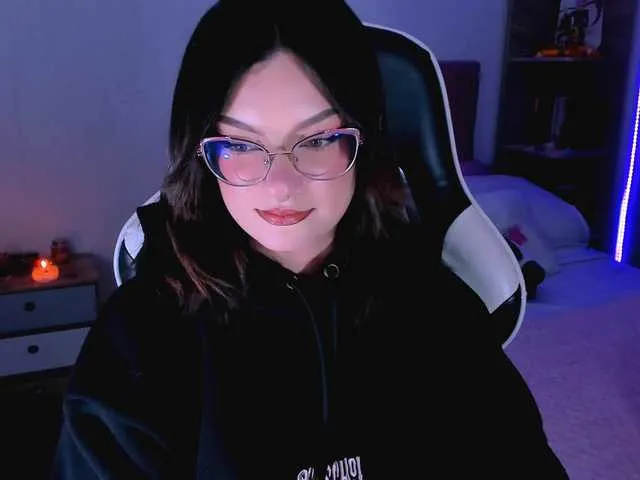 Live sex webcam photo for OphelianaRose #291524167