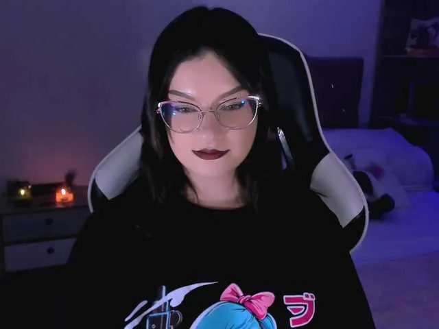 Live sex webcam photo for OphelianaRose #291762092