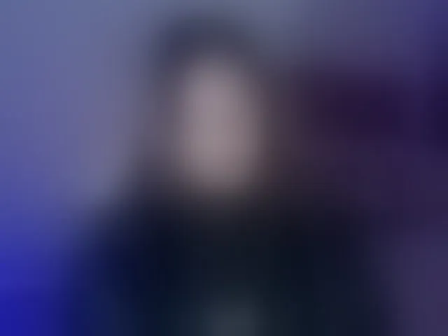 Live sex webcam photo for OphelianaRose #293374587