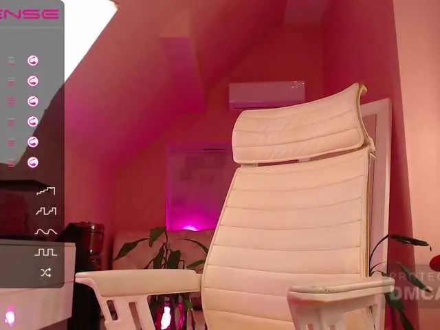 Live sex webcam photo for Opheliaxs #273637771