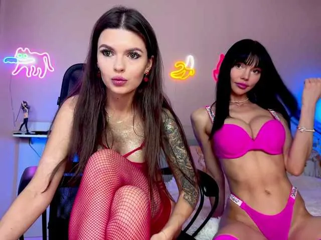 Live sex webcam photo for Opskira #291155235