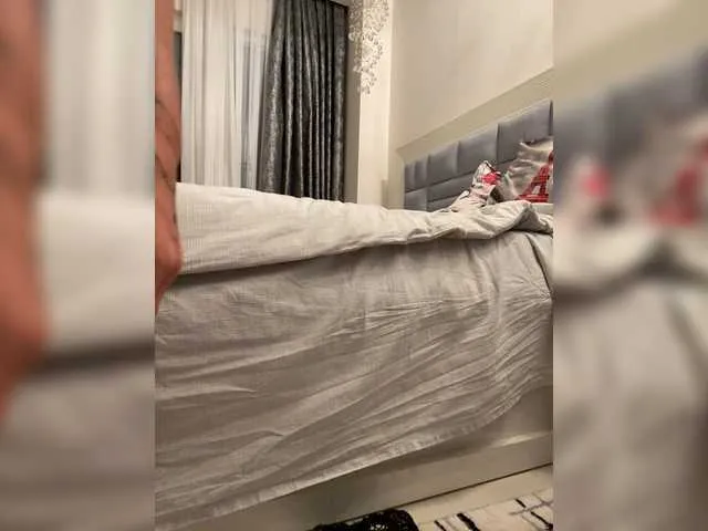 Live sex webcam photo for OrgazMia #274641654