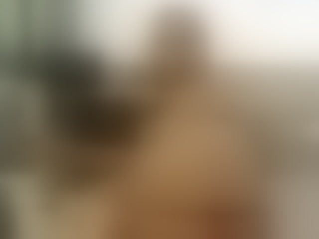 Live sex webcam photo for OrianaWade #293890162