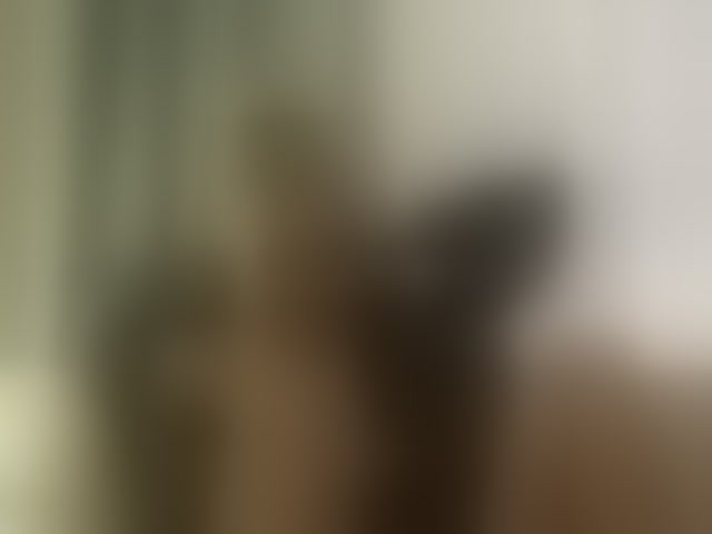 Live sex webcam photo for OrianaWade #294053992