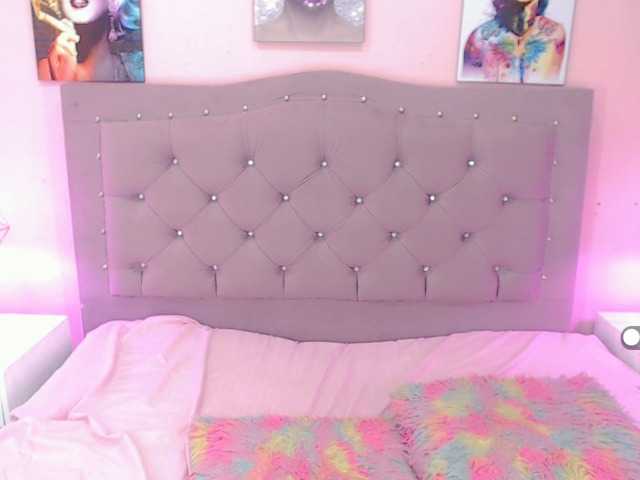 Live sex webcam photo for Orianita #276641263