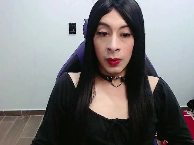 Live sex webcam photo for OriannaDome #275927219