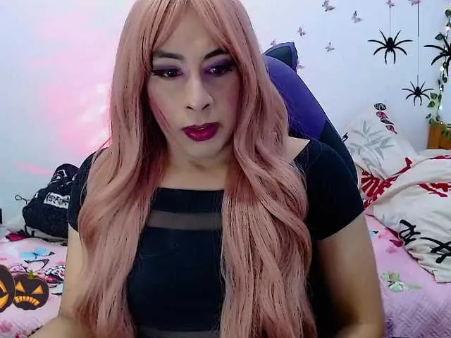 Live sex webcam photo for OriannaDome #291997256