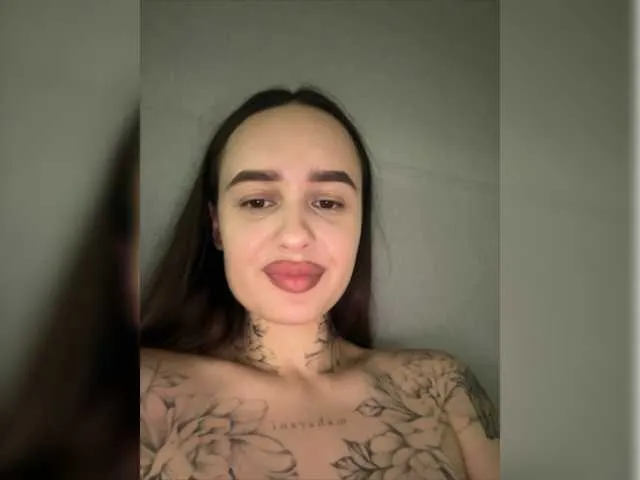 Live sex webcam photo for OriginalHOOLi #278067024