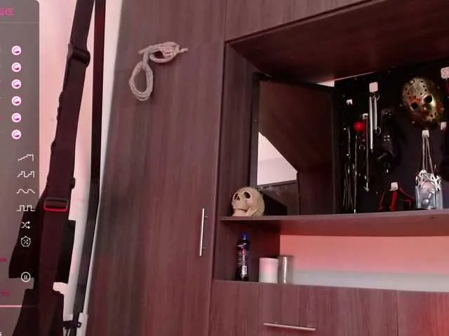 Live sex webcam photo for Orisweet #277595127