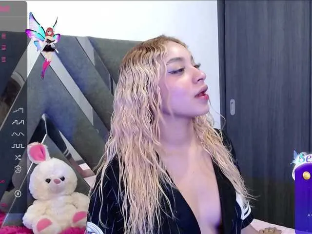 Live sex webcam photo for Orisweet #277608378