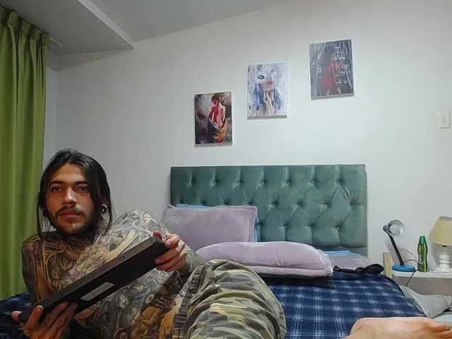Live sex webcam photo for Oscuro--Sammy #274304698