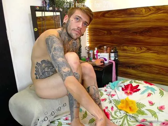 Live sex webcam photo for Oscuro--Sammy #276841227