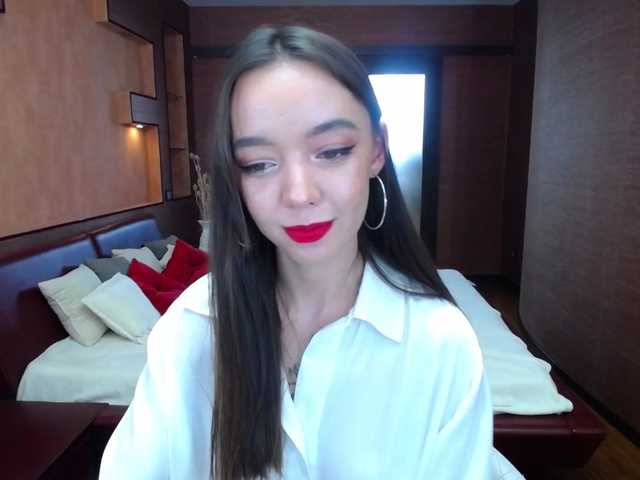 Live sex webcam photo for OutOfControl #272697894